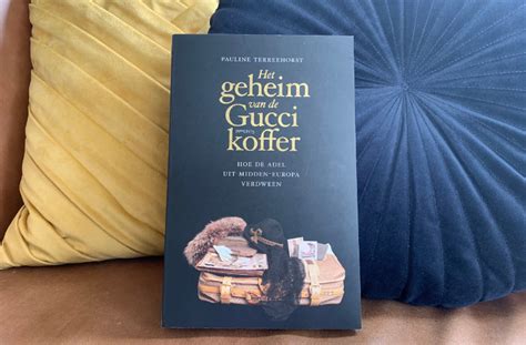 gucci koffer boek|Recensie: Het geheim van de Gucci.